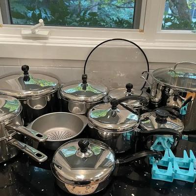 Large Collection Of Pots & Pans