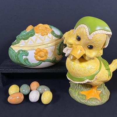 Ceramic Easter Decor