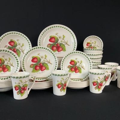 7 Piece Portmerion “Strawberry Fair” Place Setting For 6  #1