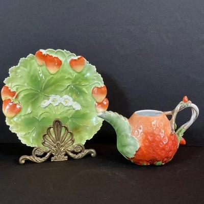 Porcelain From Royal Bayreuth 