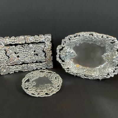 Arthur Court Designs Grapevine Aluminum Trivets And Bowl