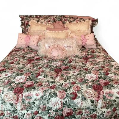 Corscill Floral Queen Comforter Set