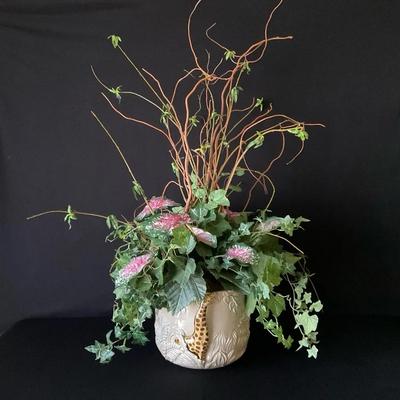 Giraffe Ceramic Container & Arrangement 