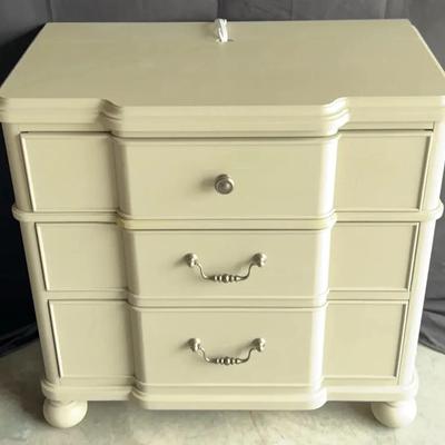 Very High-Quality Side Table With hidden Compartment