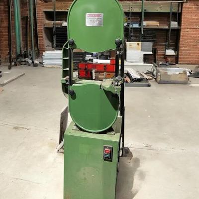 Central Machinery Bandsaw 