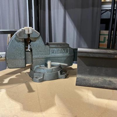 Wilton Vise & Railway Track Iron 