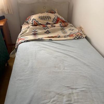 Sale Photo Thumbnail #129