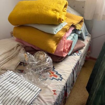 Sale Photo Thumbnail #130