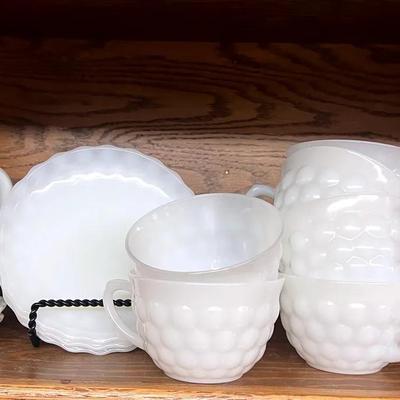 “Anchor Hocking” Milk Glass