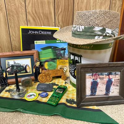 "John Deere" Memorabilia Collection