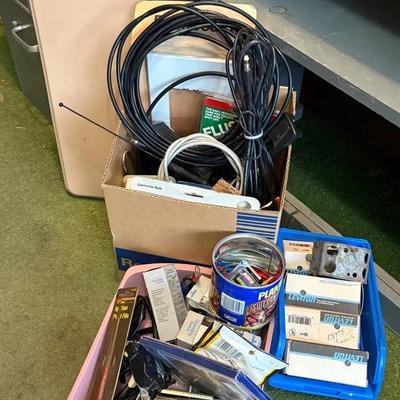 Home Hardware Essentials Set