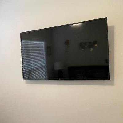 Sale Photo Thumbnail #43