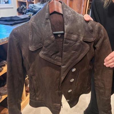 Sale Photo Thumbnail #50