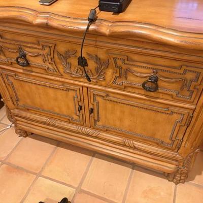 Sale Photo Thumbnail #25