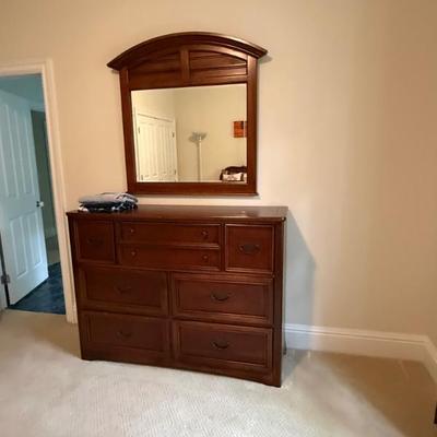 Sale Photo Thumbnail #134