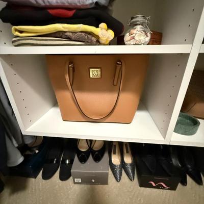 Sale Photo Thumbnail #105