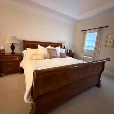 Sale Photo Thumbnail #92