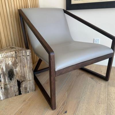 Sale Photo Thumbnail #122