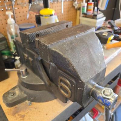 Sale Photo Thumbnail #182