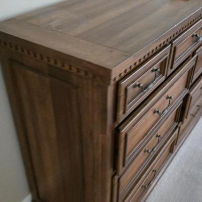 Sale Photo Thumbnail #359