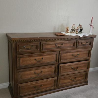 Sale Photo Thumbnail #360