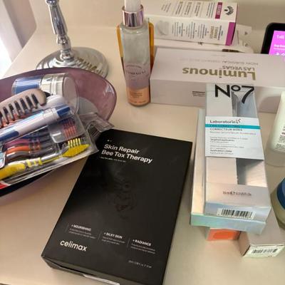 Sale Photo Thumbnail #103