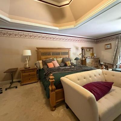 Sale Photo Thumbnail #80