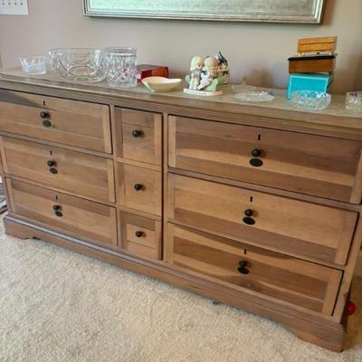 Sale Photo Thumbnail #88