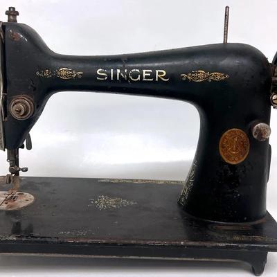 Vintage “Singer” Model 66