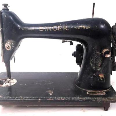 "Singer" Straight Stitch Sewing Machine
