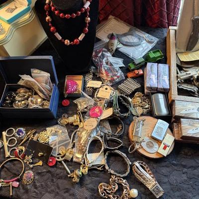 Sale Photo Thumbnail #19