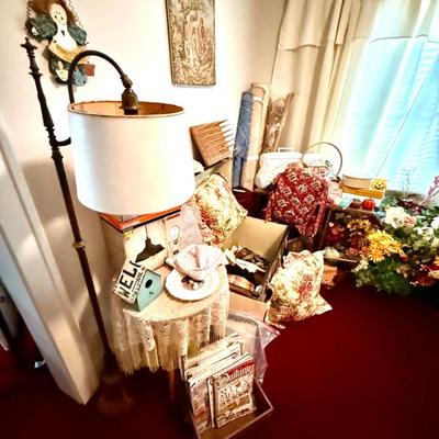 Sale Photo Thumbnail #285