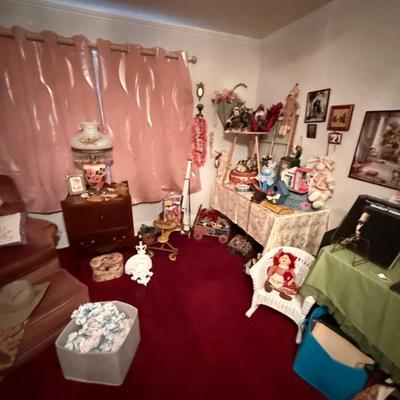 Sale Photo Thumbnail #198