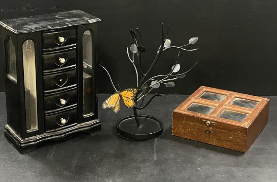 Sale Photo Thumbnail #277