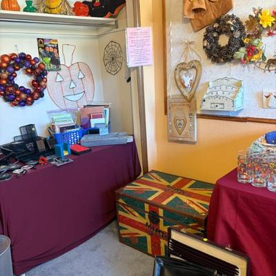 Sale Photo Thumbnail #32