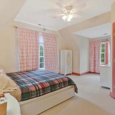 Sale Photo Thumbnail #17