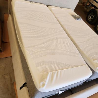 Sale Photo Thumbnail #26