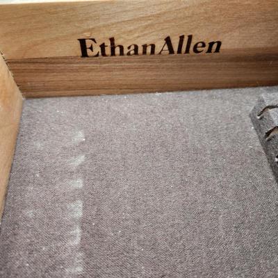 Sale Photo Thumbnail #17