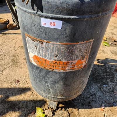 Sale Photo Thumbnail #158