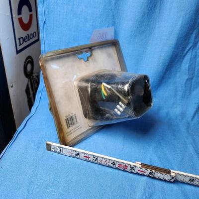 Sale Photo Thumbnail #744