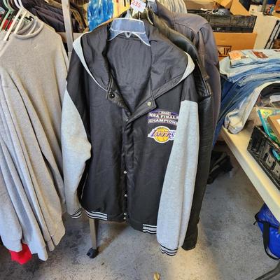 Sale Photo Thumbnail #581