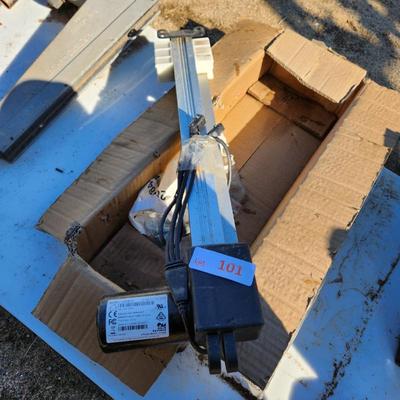 Sale Photo Thumbnail #244