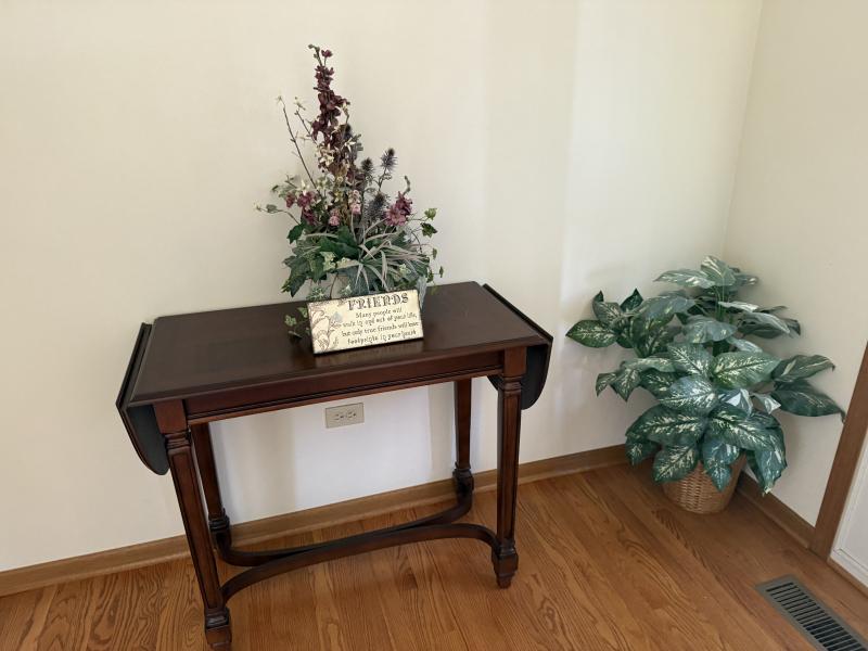 Sale Photo Thumbnail #50