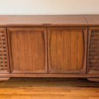 Sale Photo Thumbnail #56