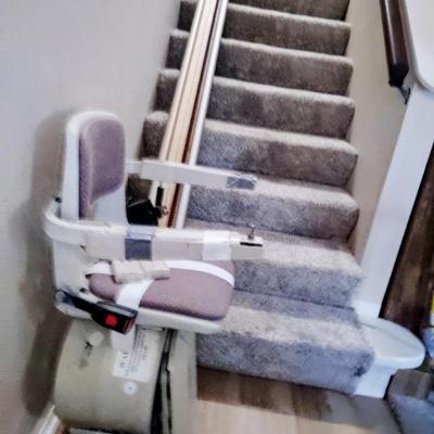 Acorn chair lift (will be  dismantled by 11-5-25 and sold for parts only) $50