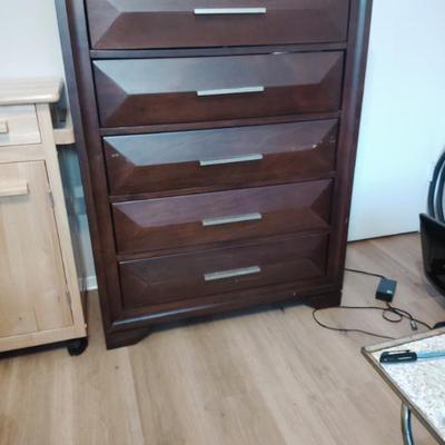 5-drawer chest of drawers (solid wood) $250