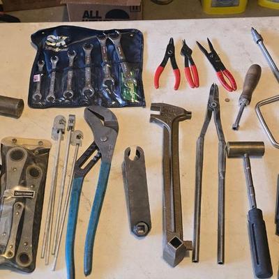 Hand Tools 
