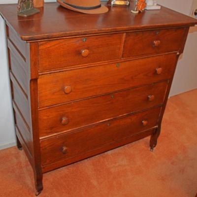 Sale Photo Thumbnail #100