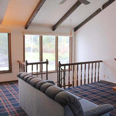 Sale Photo Thumbnail #17