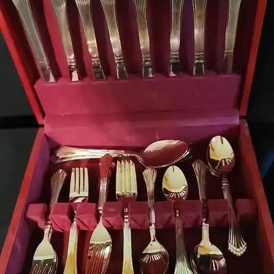 Elegant Gold-Toned Stainless-Steel Flatware Set for Eight in Red Velvet Case